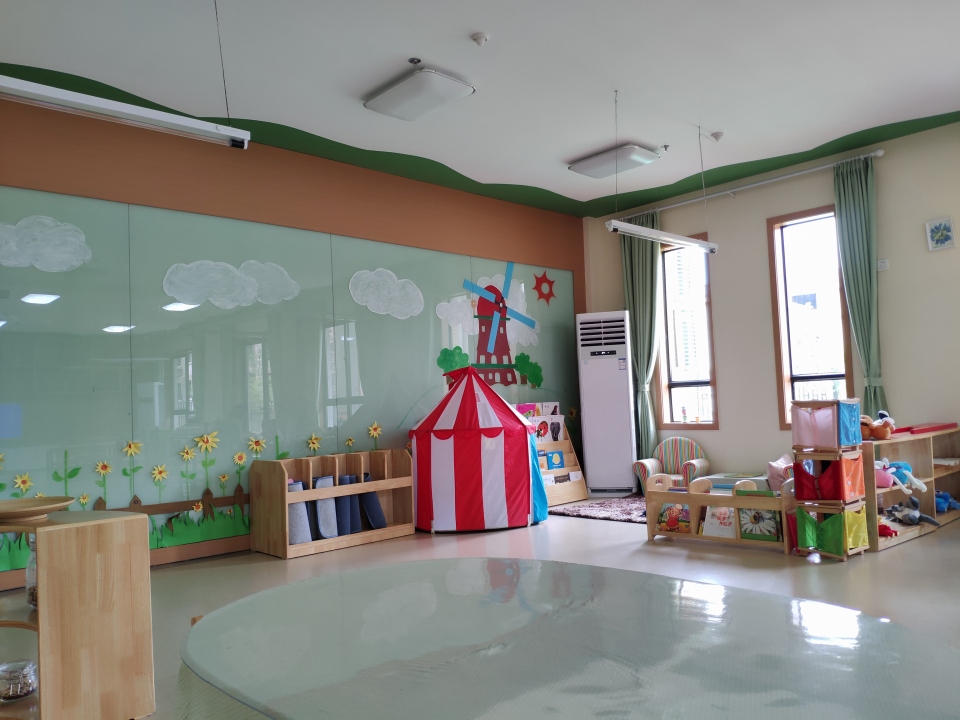 位于富阳银湖街道梓树花苑的中国科学院幼儿园杭州教育实验园(博雅
