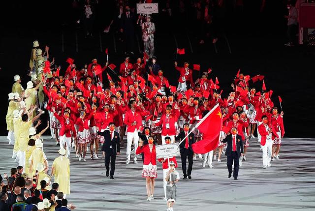 现场直击东京奥运会开幕中国奥运军团出场好燃